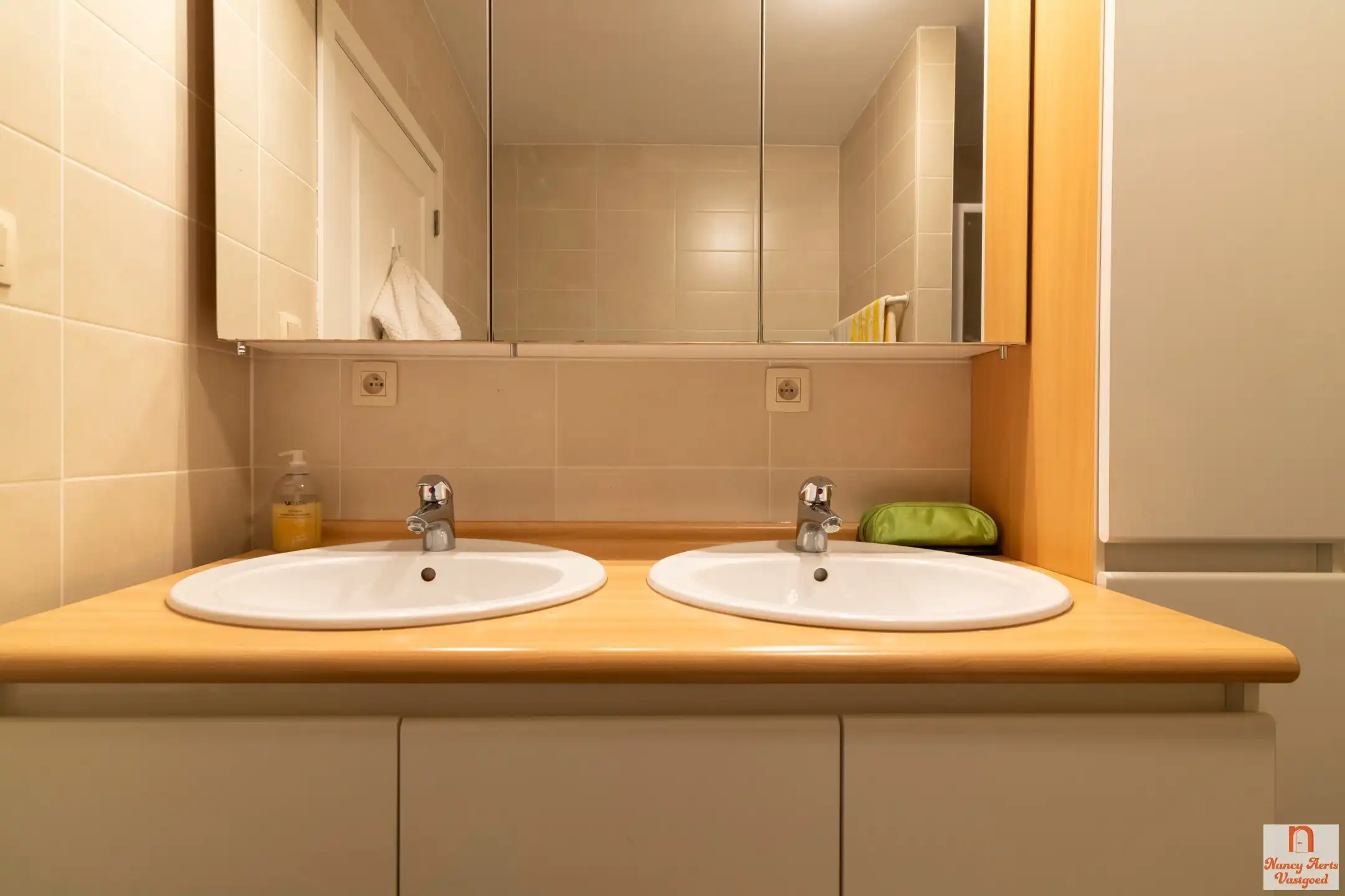 Ruim energiezuinig duplexappartement met terras in Halen foto 17