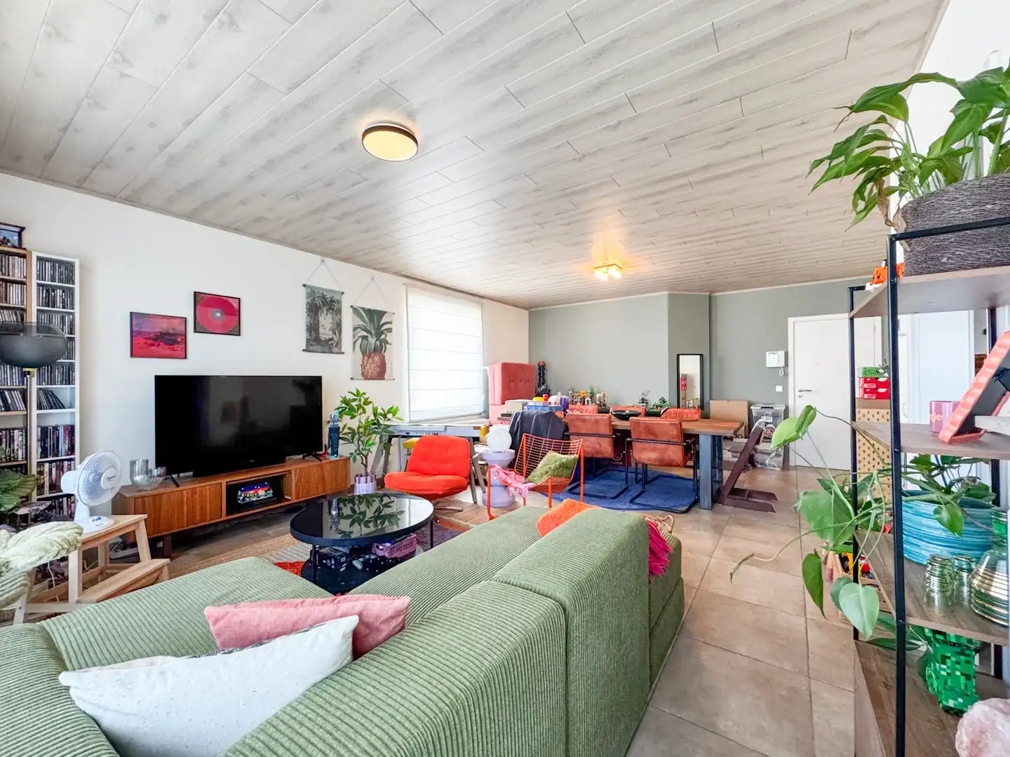 Lichtrijk appartement met garagebox aan het station van Aalter foto 5