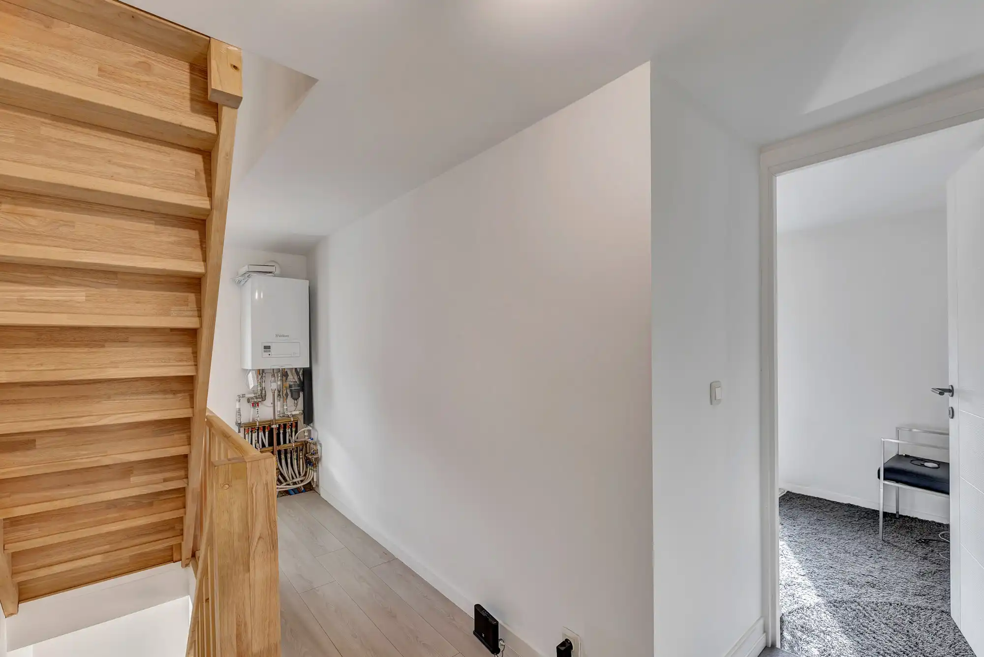 Instapklare gezinswoning met 4 slaapkamers en 2 badkamers foto 18