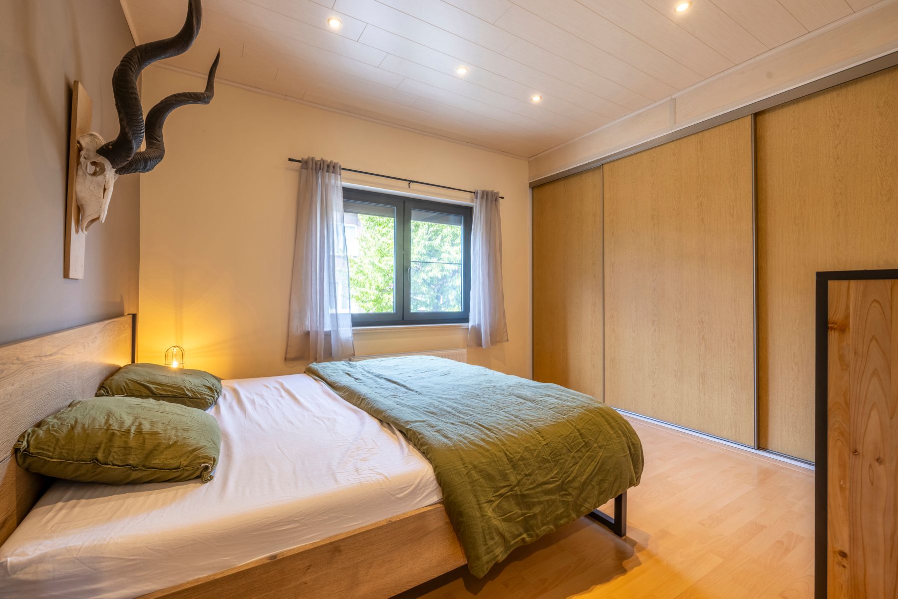 VERNIEUWDE WONING MET 3 SLAAPKAMERS EN TUIN! foto 12