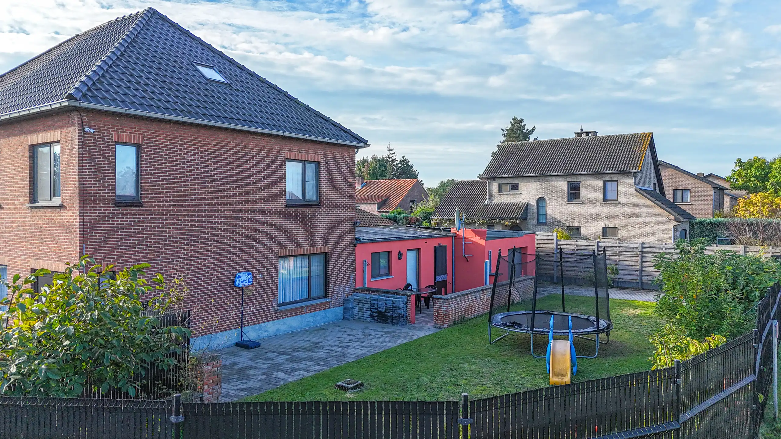 Ruime woning met 3slpk, tuin en garage op toplocatie! foto 23
