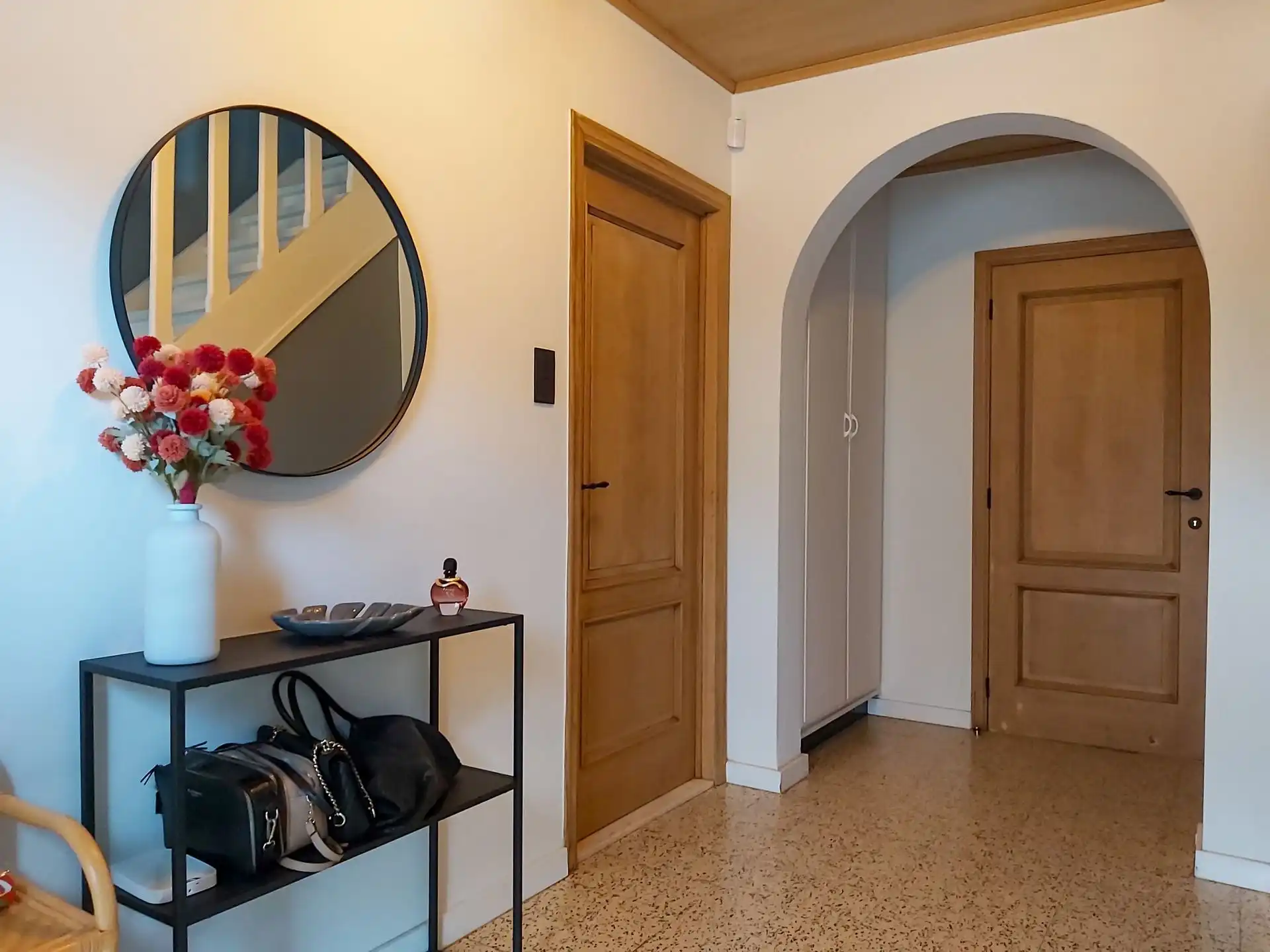 Gezinswoning met 3 slaapkamers op royaal perceel van 14a18ca in het landelijke Uikhoven! foto 2