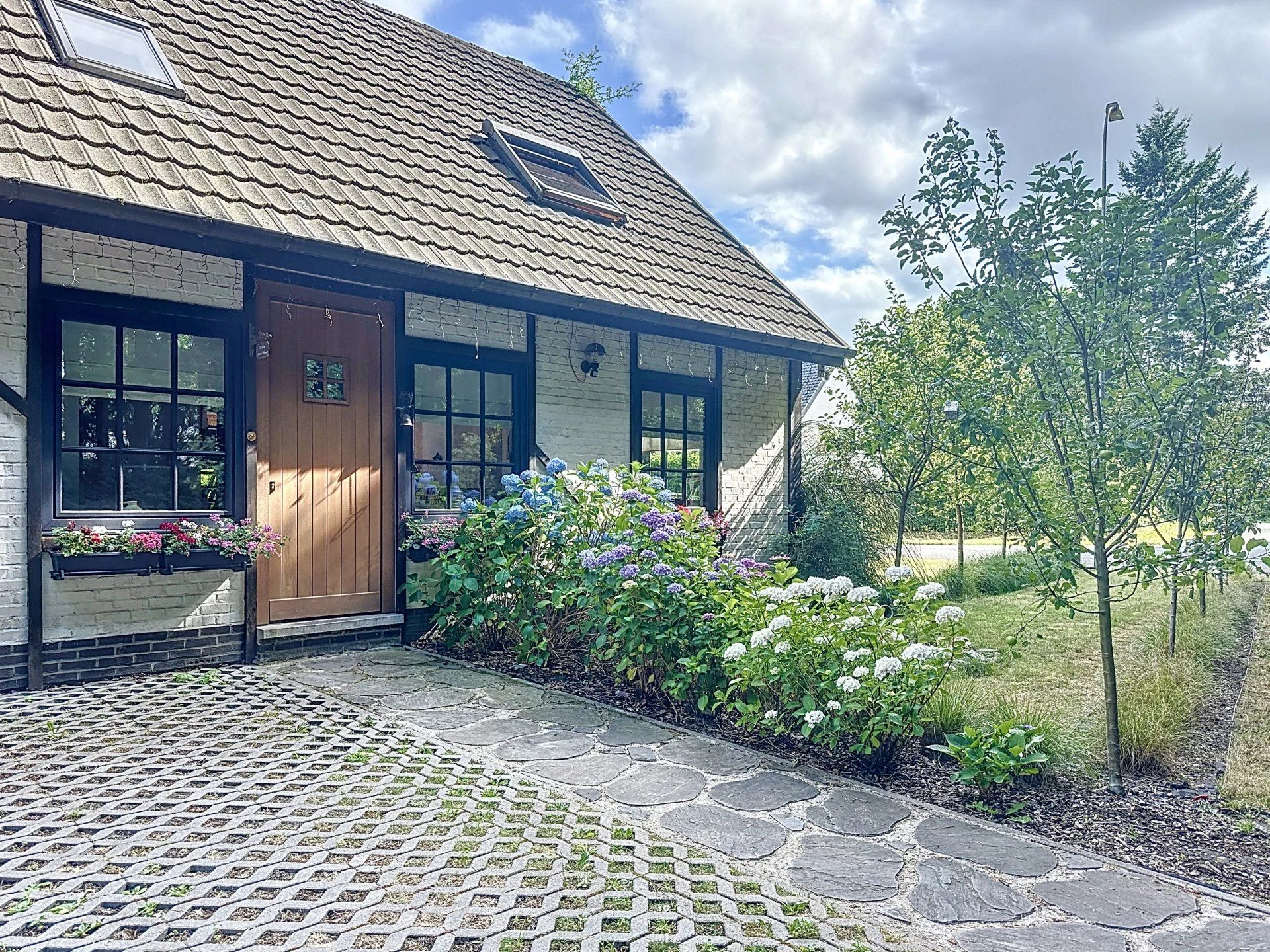 Volledig gerenoveerde villa in de Europese wijk. foto 49