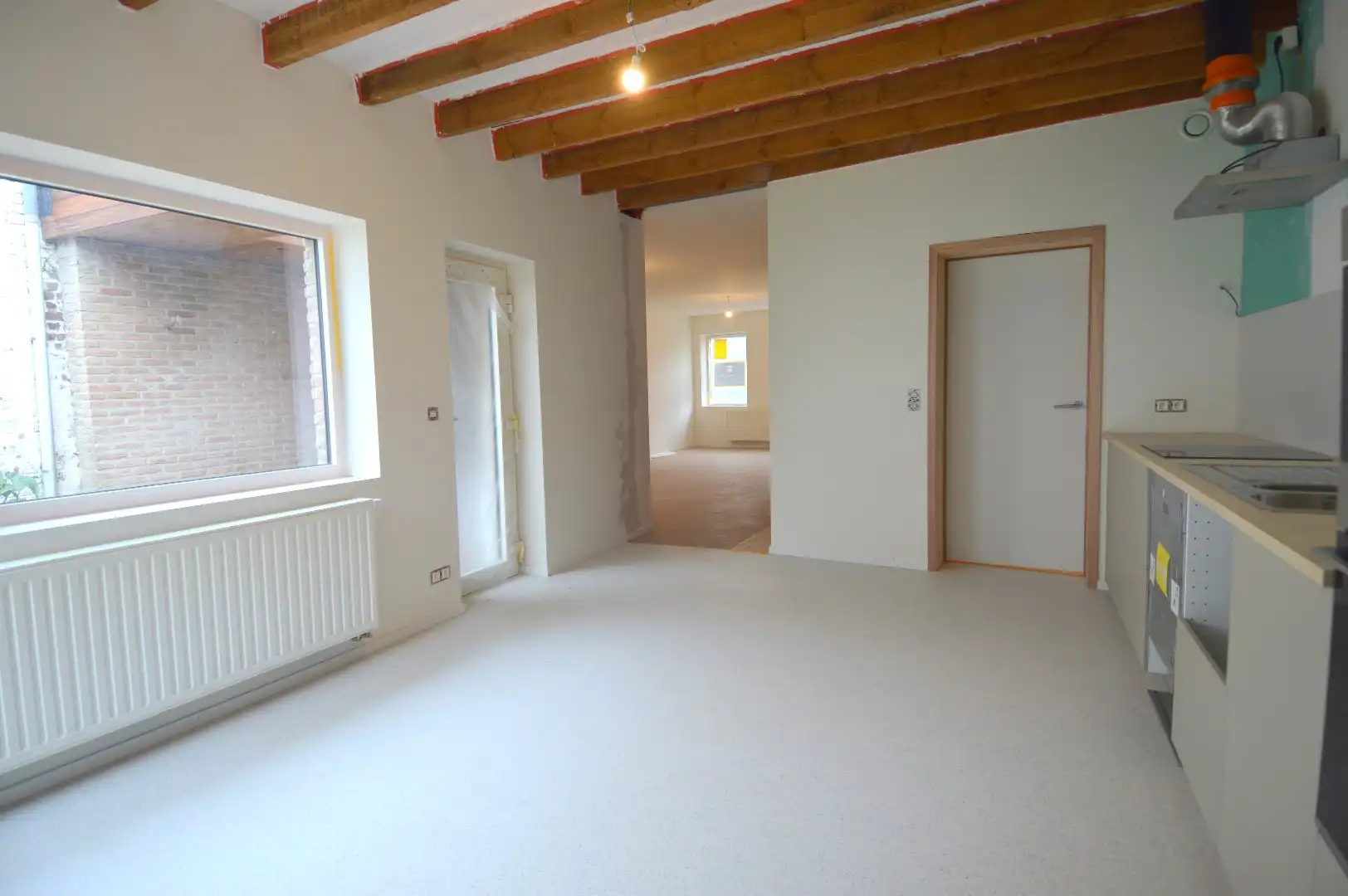 Gerenoveerde woning te huur in Heule met 3 slaapkamers foto 6
