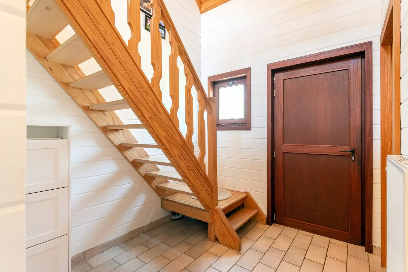 Verzorgde 4-gevelwoning met 2 slpk en garage te Halle op 6a74ca foto 2
