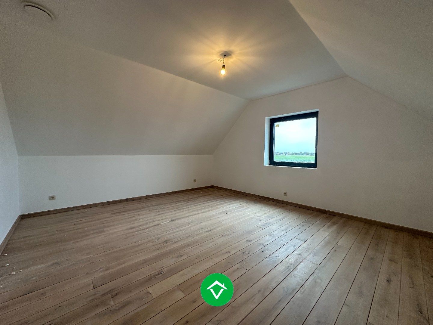 Nieuwbouwwoning te huur in Eernegem – energiezuinig en instapklaar! foto 10