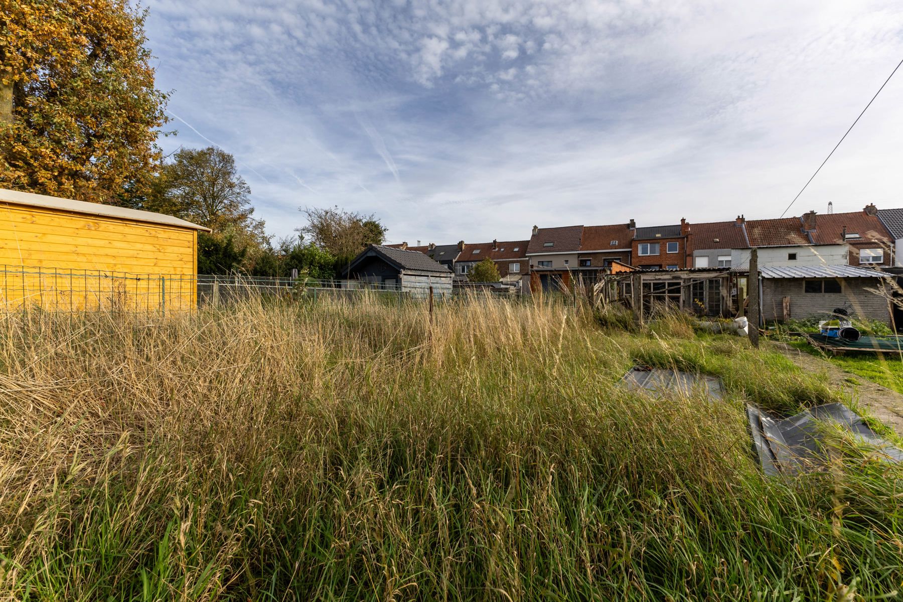Te renoveren woning met tuin en garage foto 16