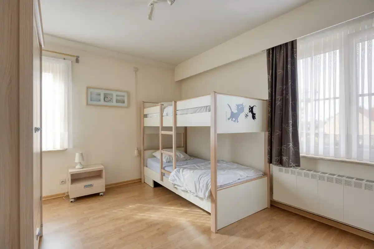 Instapklare halfopen woning met veranda, garage en tuin in Rosmeer. foto 14