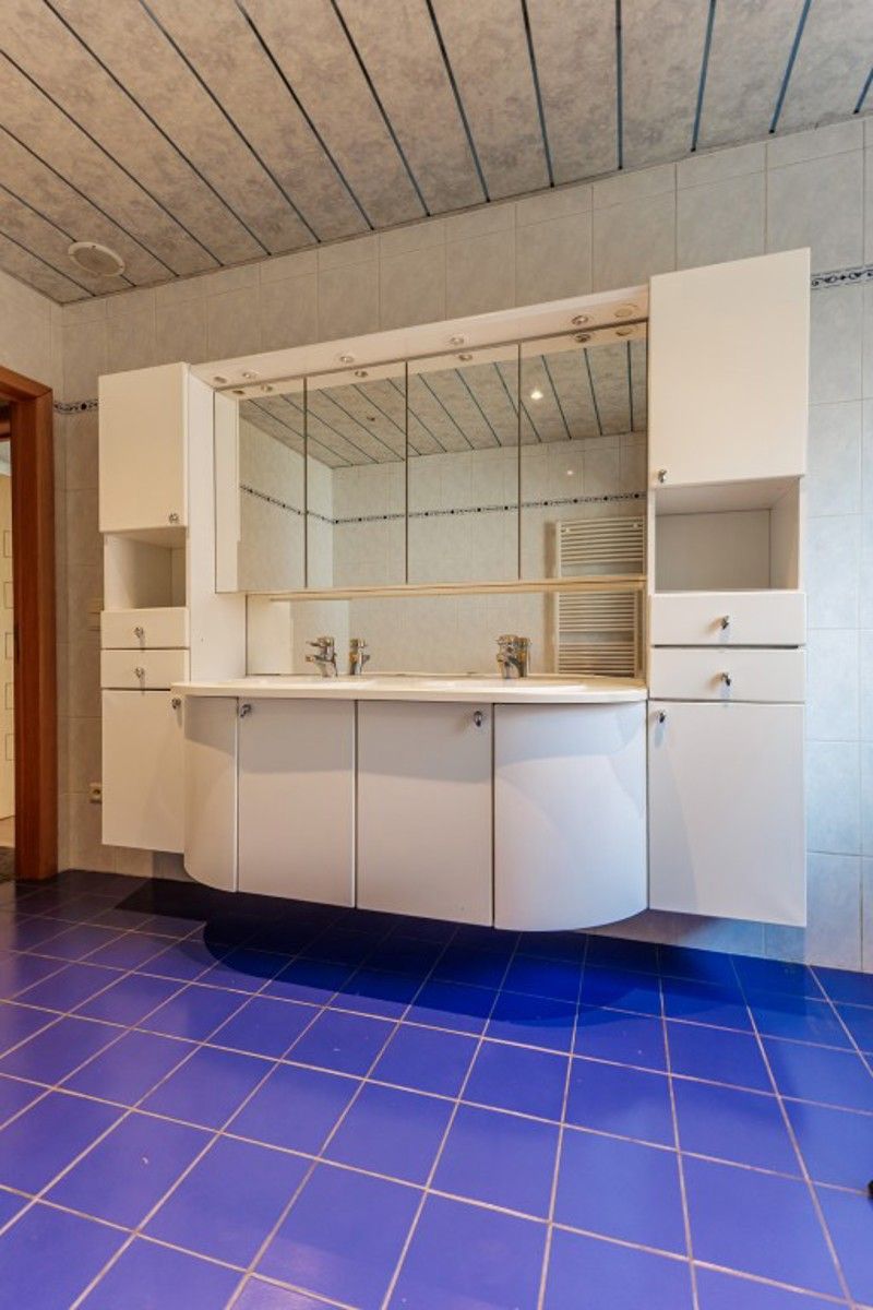 Instapklare woning met (min) 5 slaapkamers foto 10