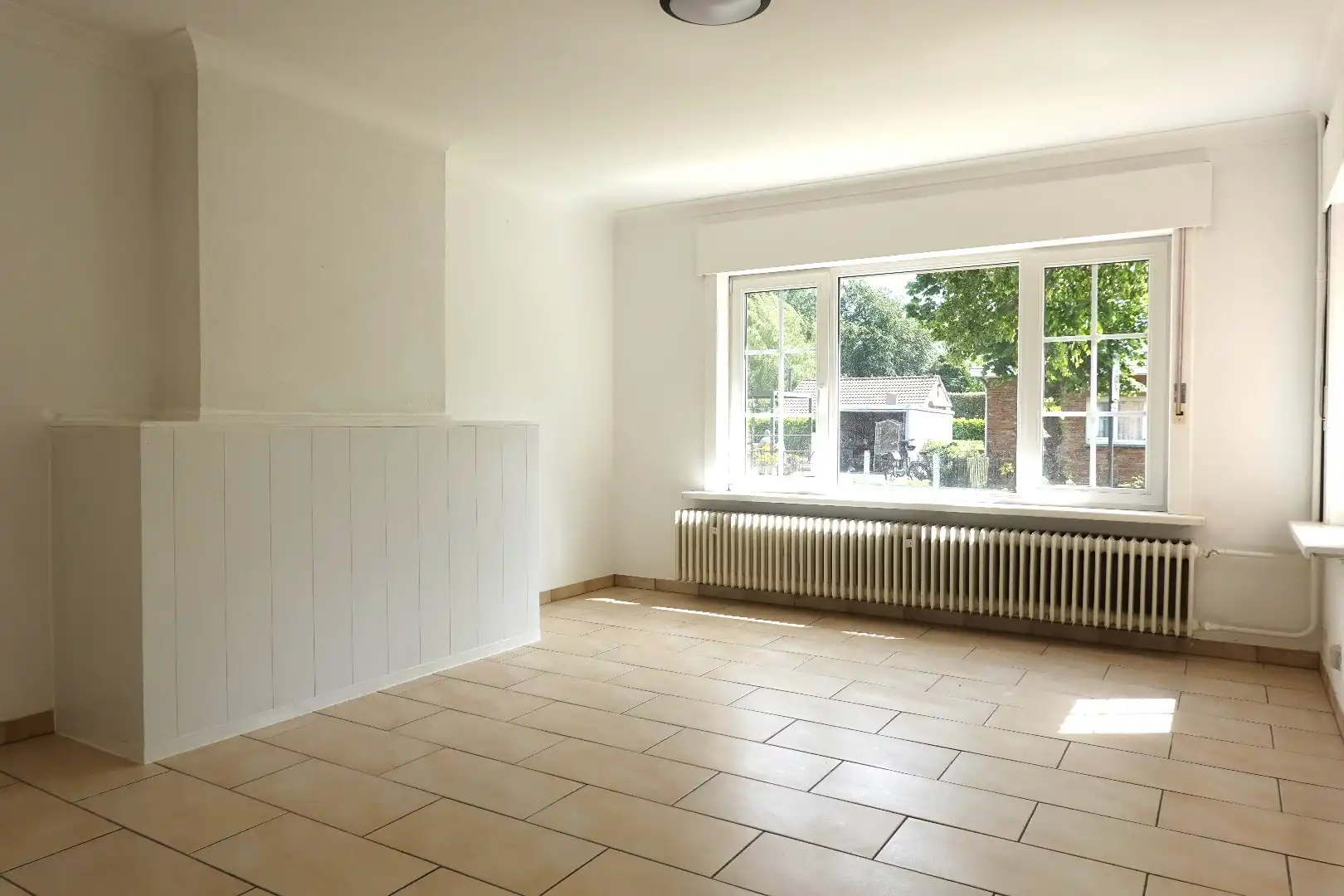 Te huur: ruime woning met 5 slaapkamers, tuin en garage foto 2
