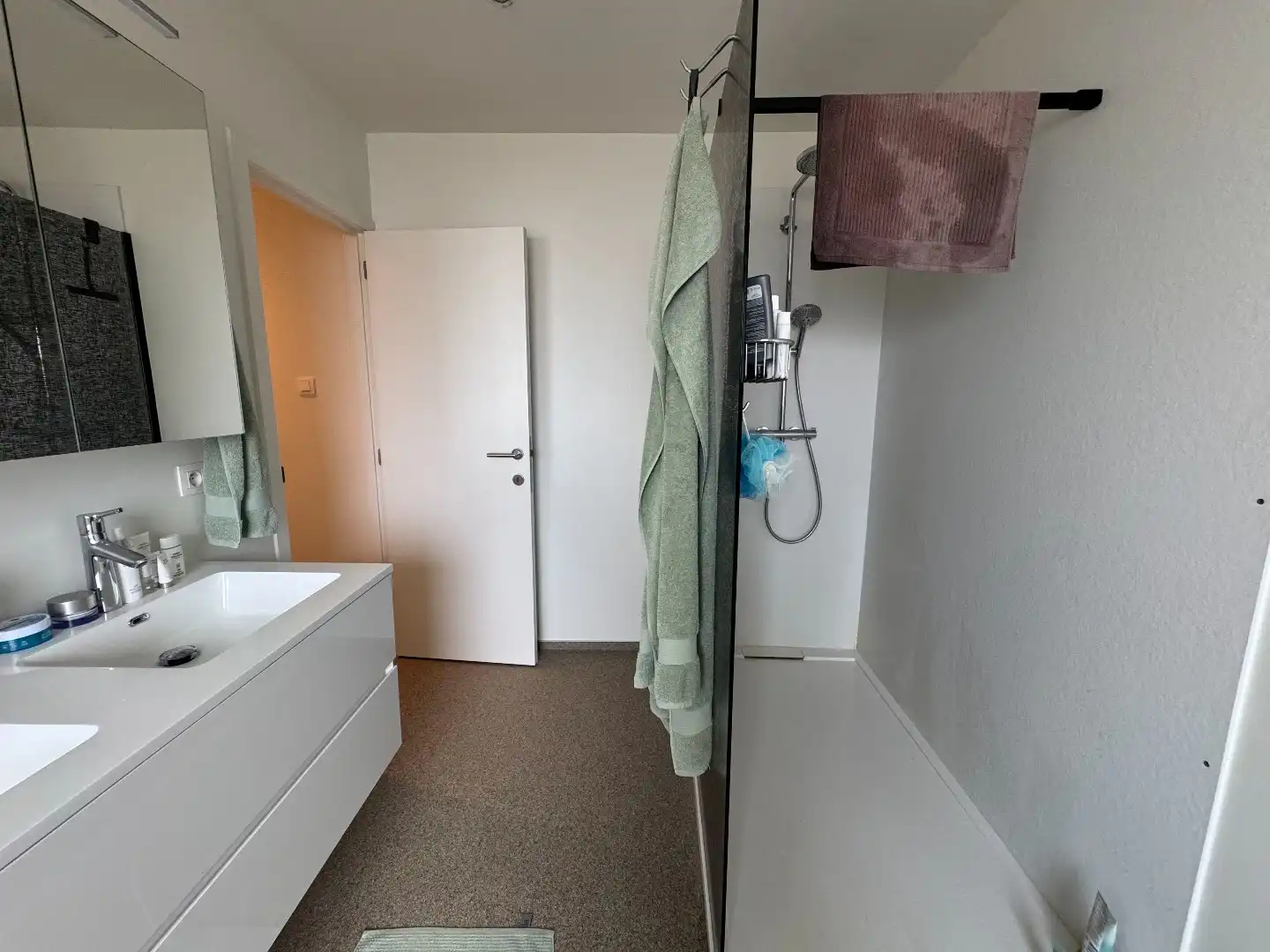 TOP-appartement met 3 slpk + groot terras + privé parking foto 17