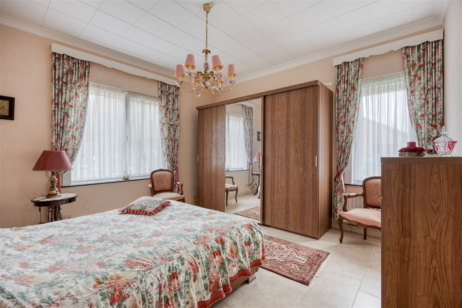 Mooi gelegen bungalow met 3 slaapkamers foto 18