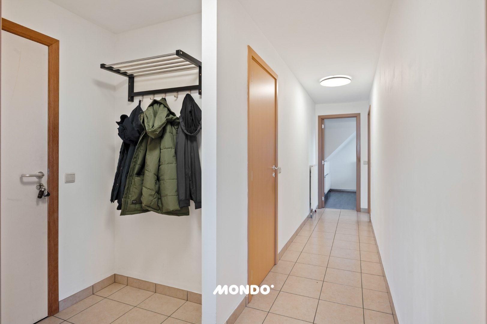 Instapklaar dakappartement met terras in Niel, 1 slaapkamer, bouwjaar 2007, EPC label C, centraal gelegen foto 9