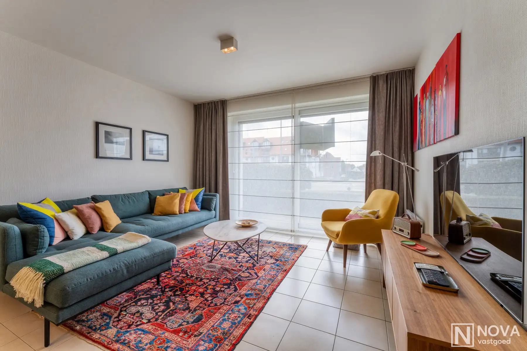 Ruim gelijkvloers appartement met groot terras. foto 3