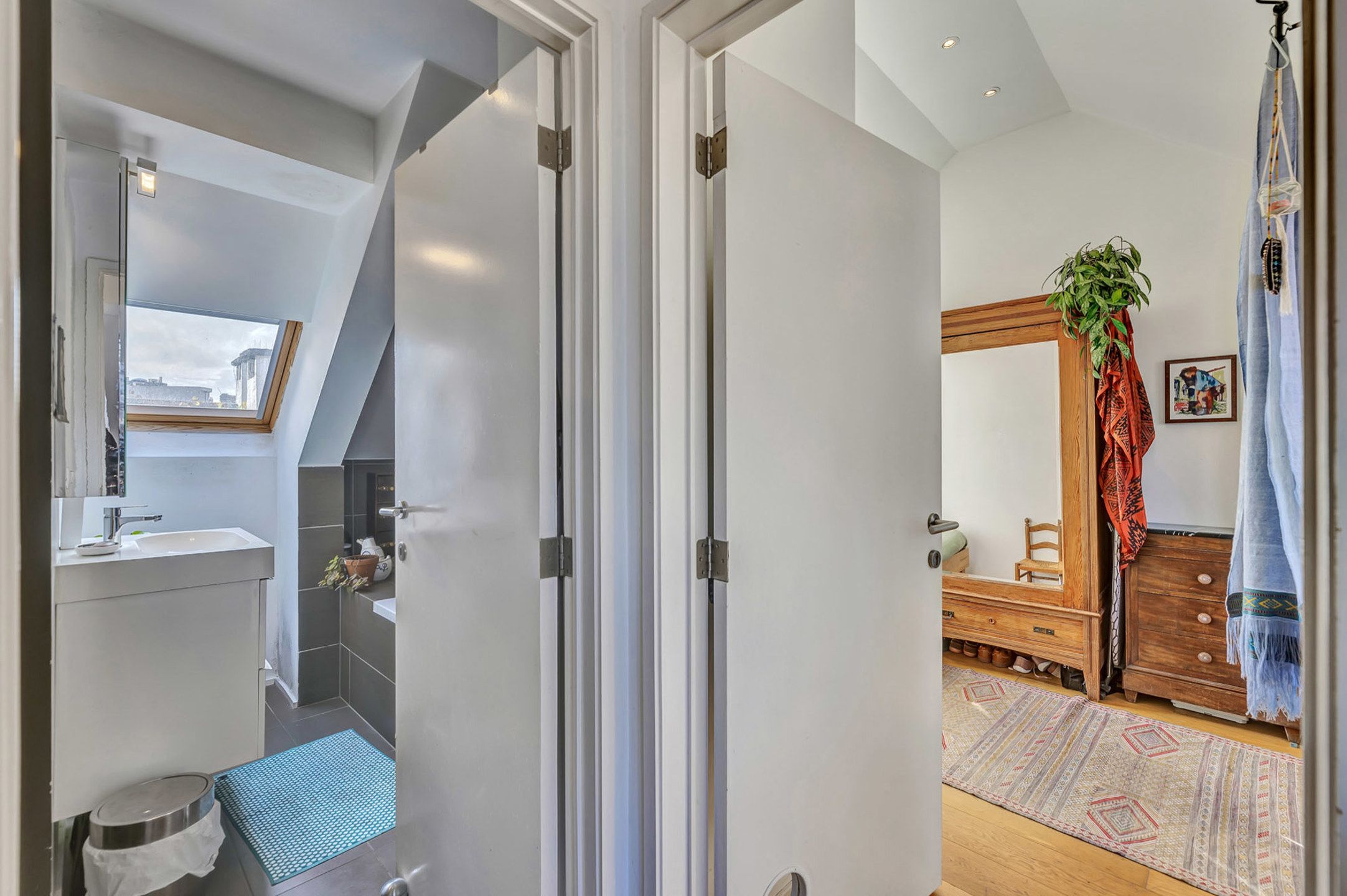 Instapklaar app. met groot terras van 40m² op goede ligging! foto 13