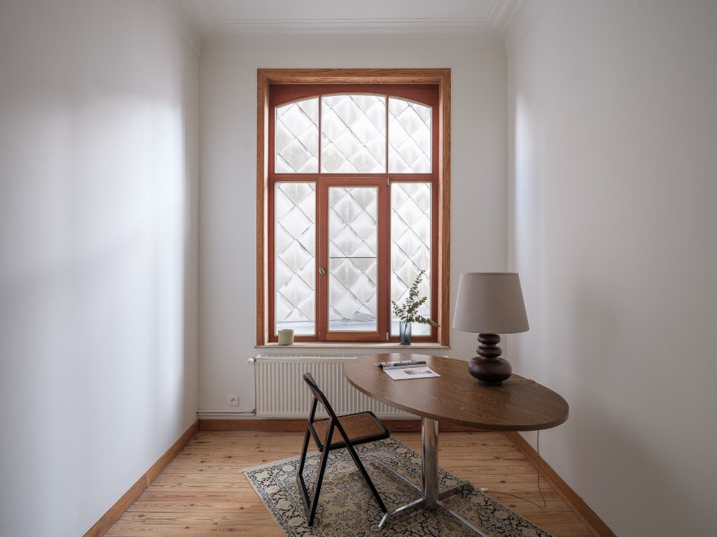 Karaktervolle, gerenoveerde interbellumwoning met 4 slaapkamers en buitenruimte op wandelafstand van station Gent-Sint-Pieters. foto 14