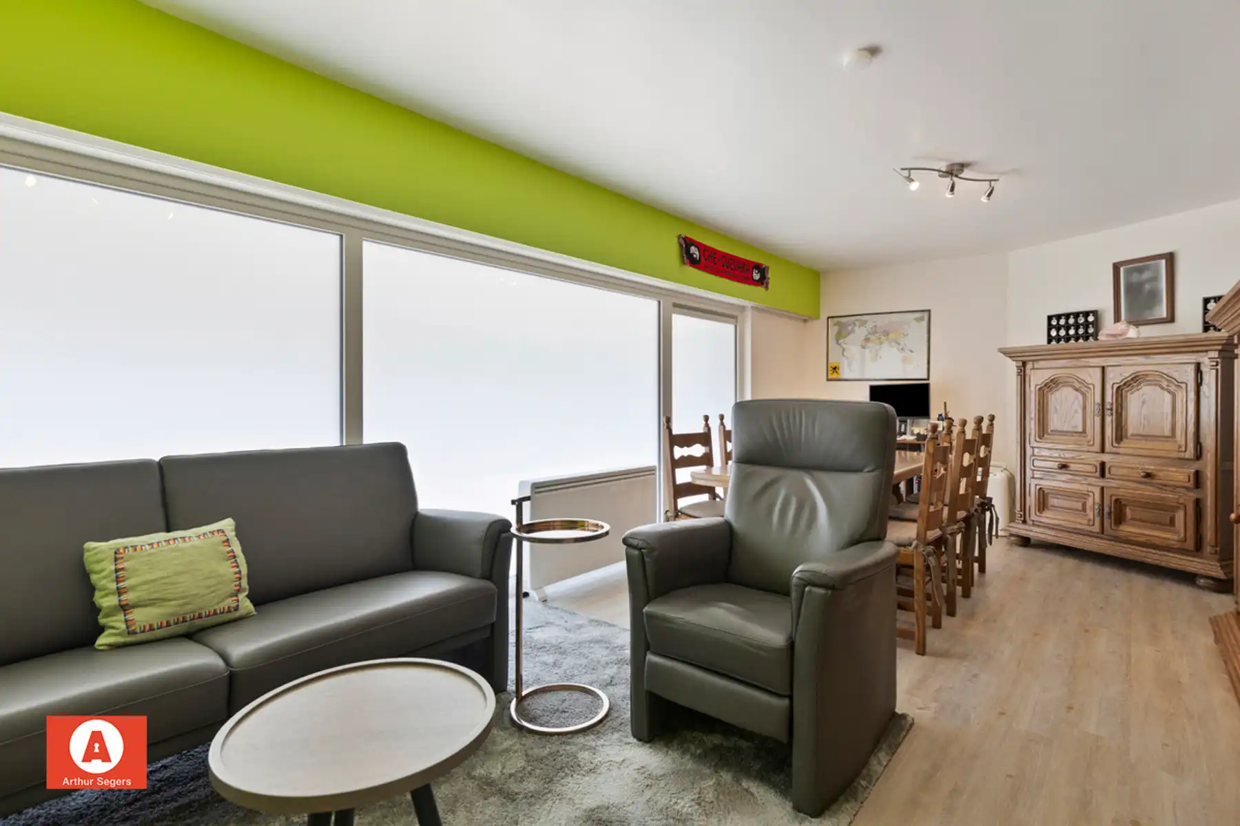 Instapklaar Gelijkvloers appartement mét garage.  foto 5