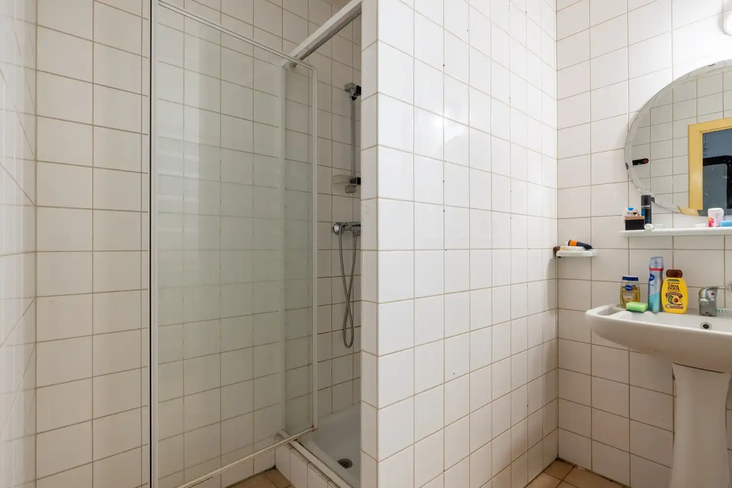 Gebouw met vergunning voor 3 appartementen en een handelspand foto 57