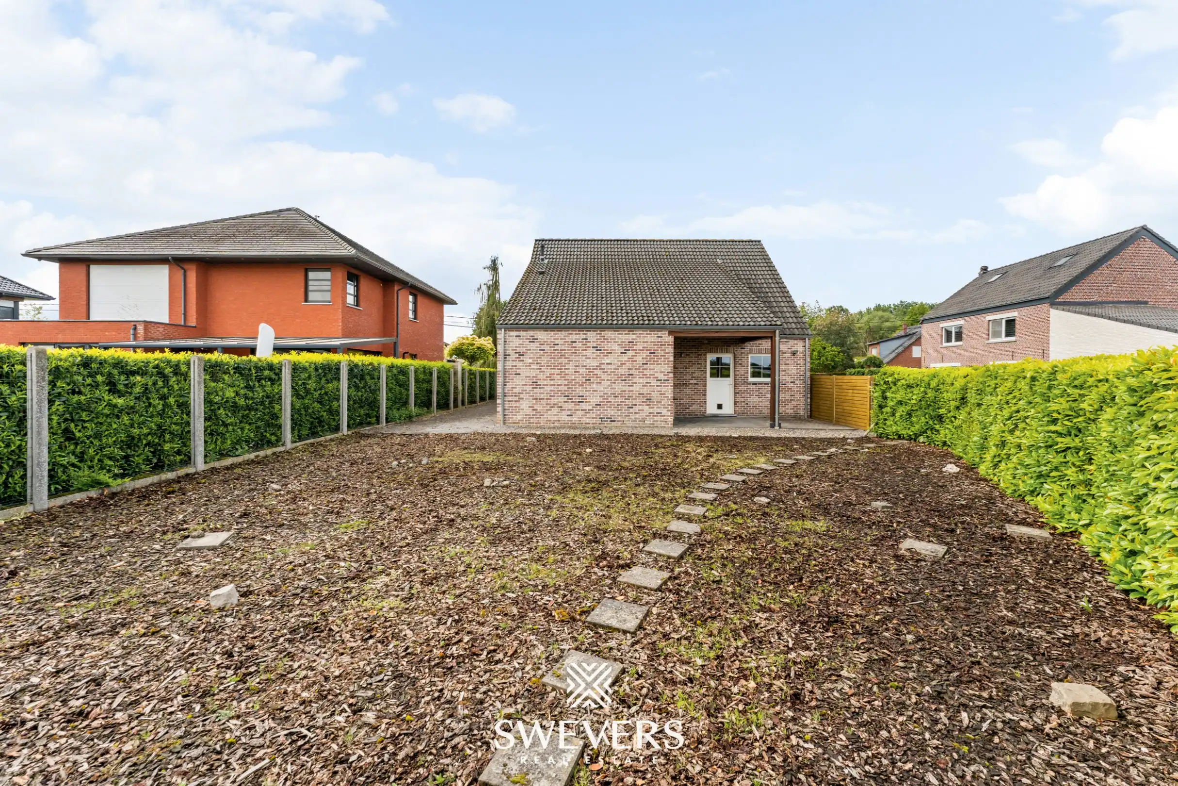 Rustig gelegen, recente en instapklare woning met ruime tuin te Budingen. foto 24