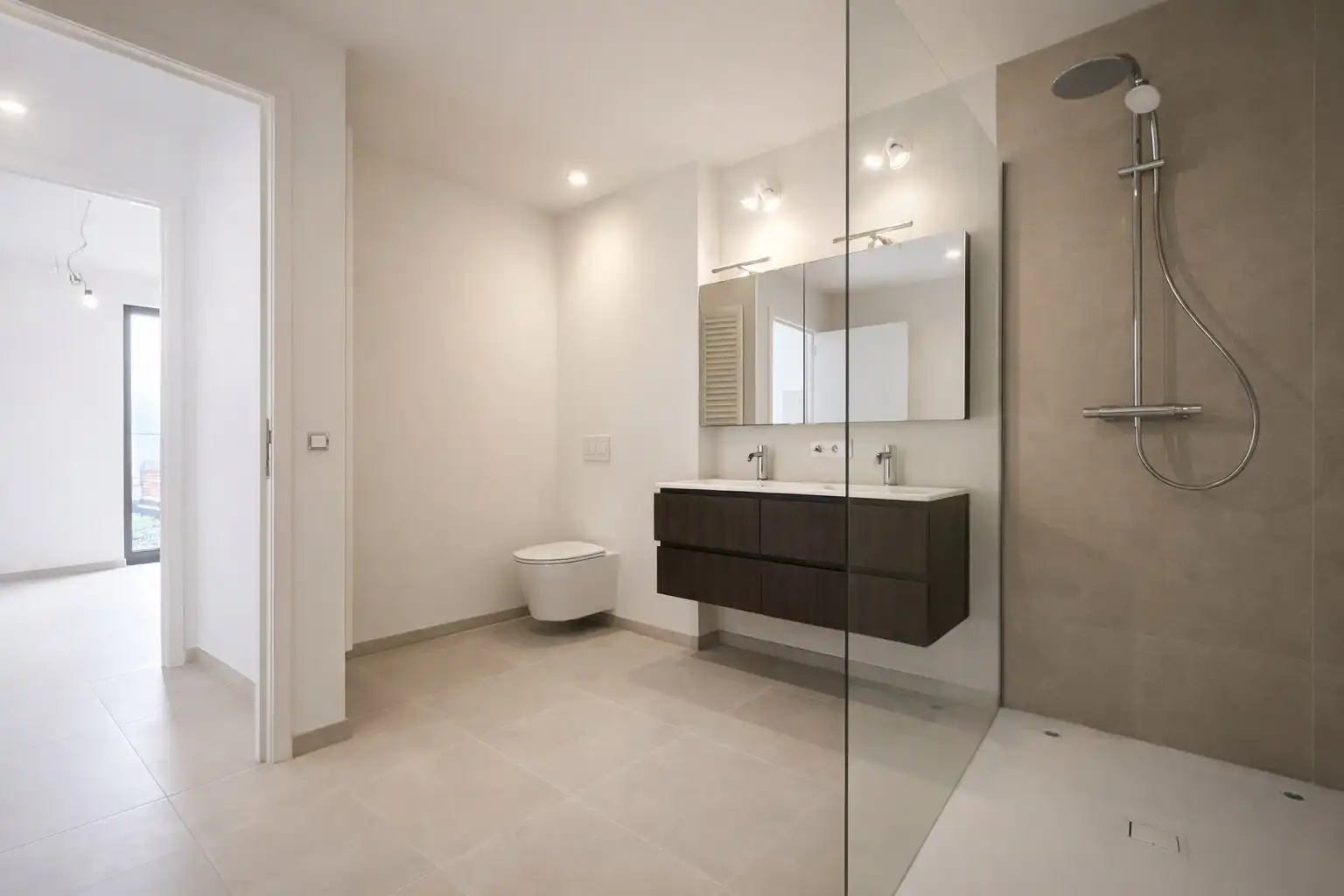 Ruim appartement (ca. 134 m²) met prachtige afwerking op topligging in Roeselare foto 5