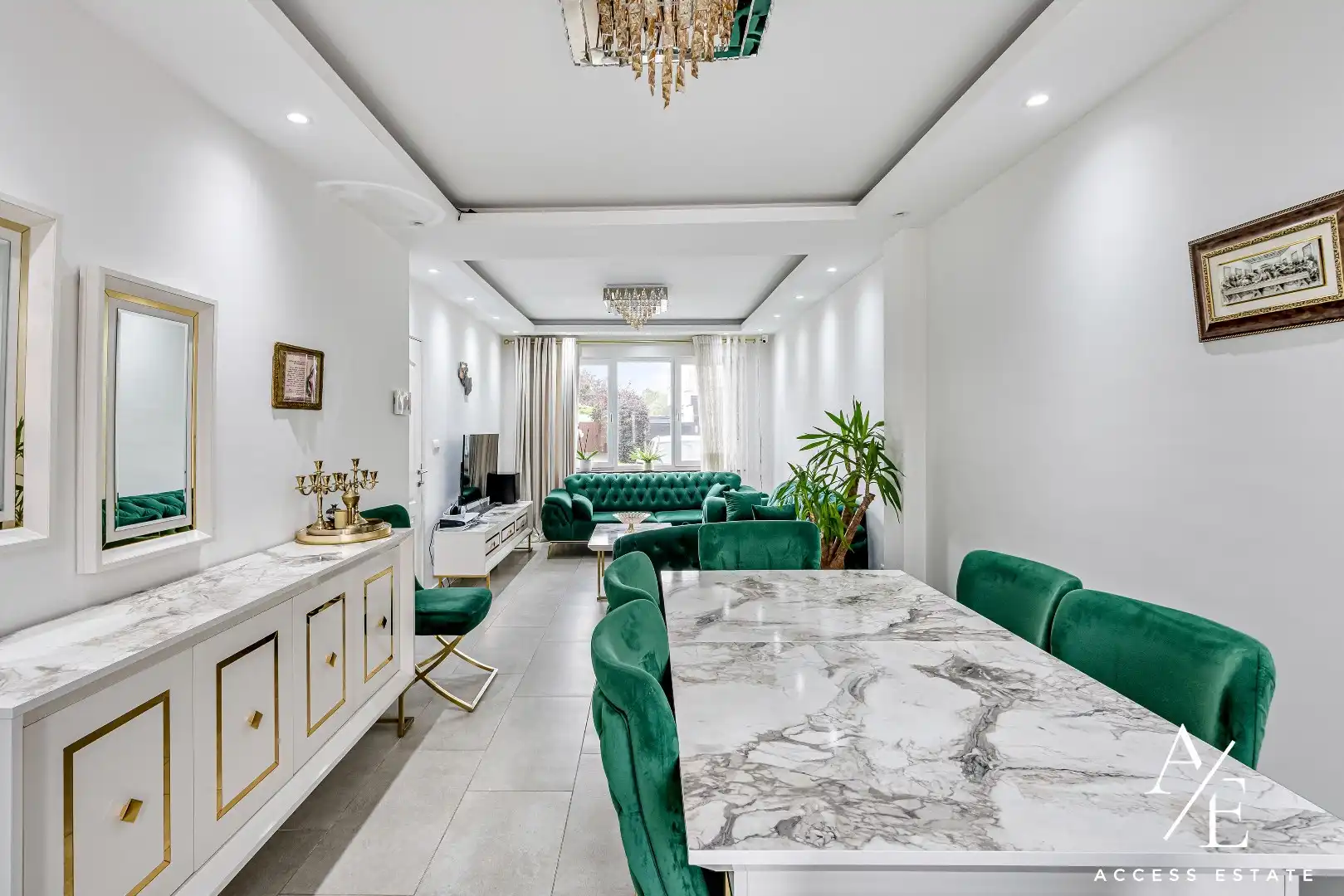 WICHELEN - Ruime vernieuwde woning met 4 slpk, 2 badk! foto 4