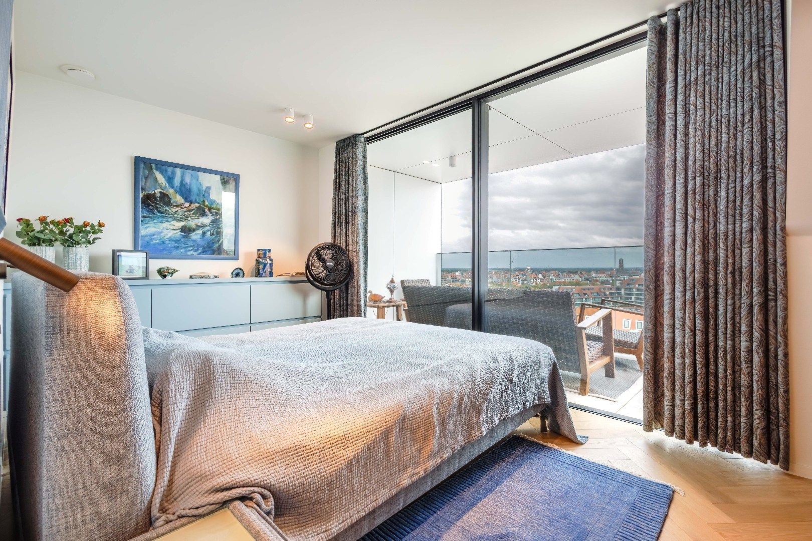 Prachtig recent en bemeubeld duplex dakappartement op de Zeedijk foto 11