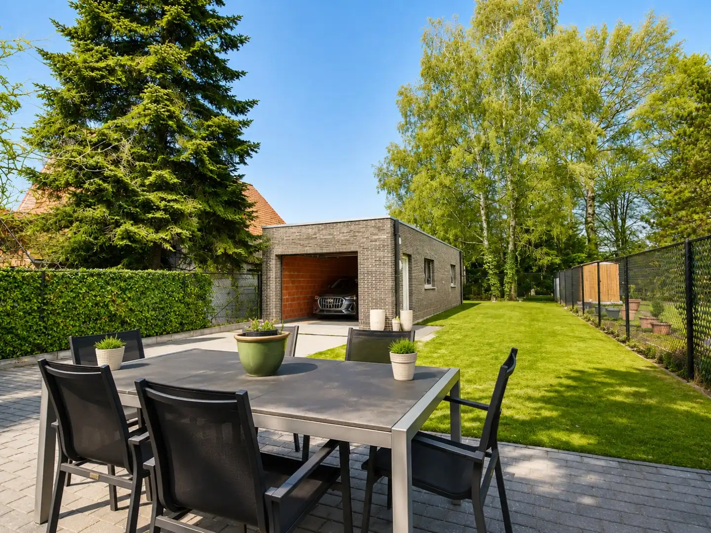 Ruime halfopen bebouwing met garage en 3 slaapkamers in Sint-Niklaas foto 10