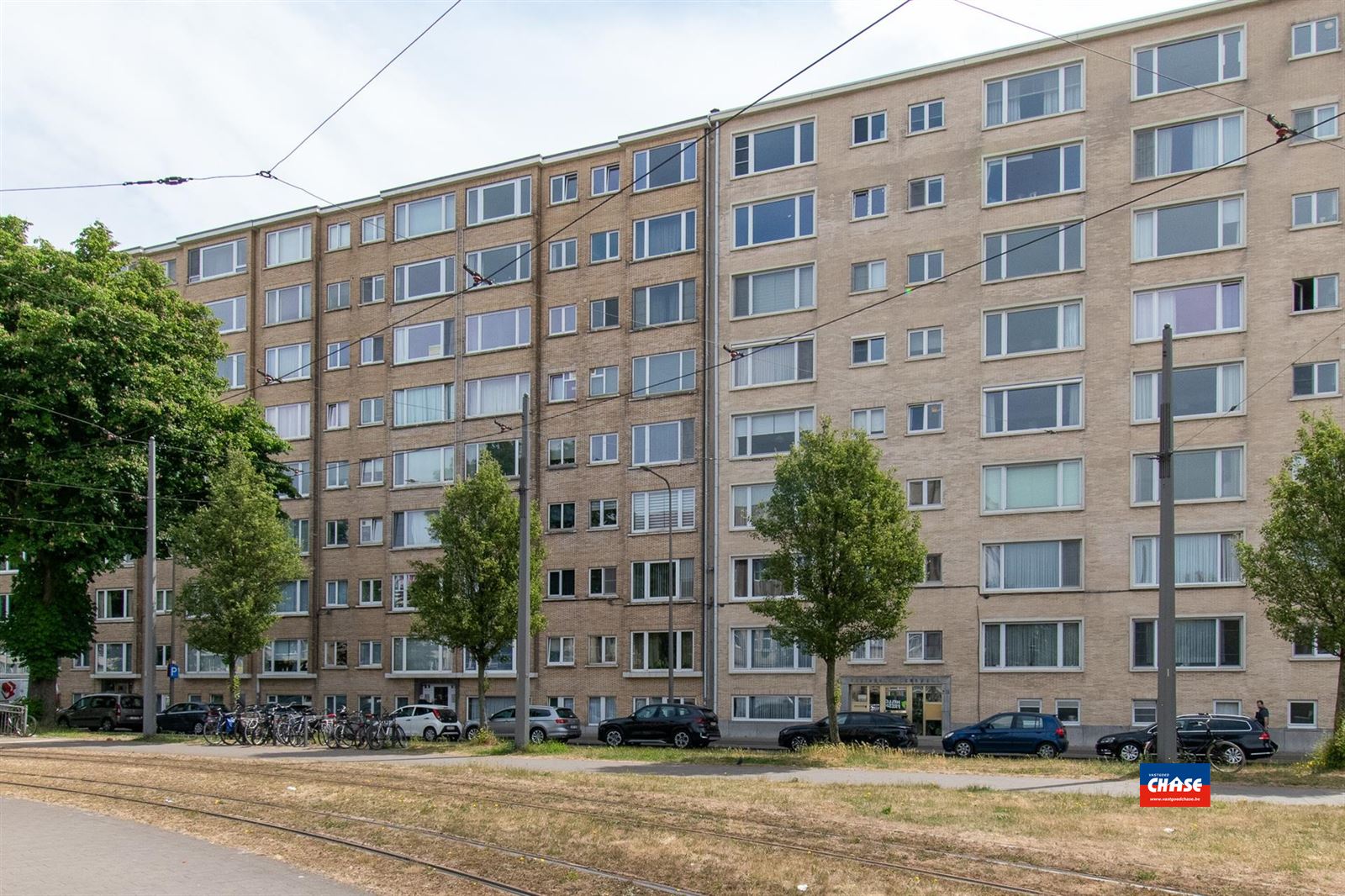 Instapklaar app. met 2 slpks + terras foto {{pictureIndex}}