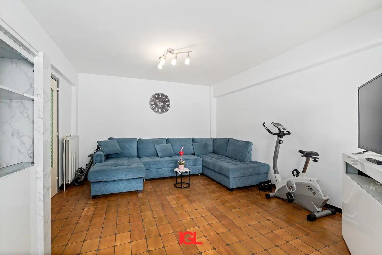 Gelijkvloersappartement met 2 slaapkamers & garage nabij het centrum van Halle foto 3