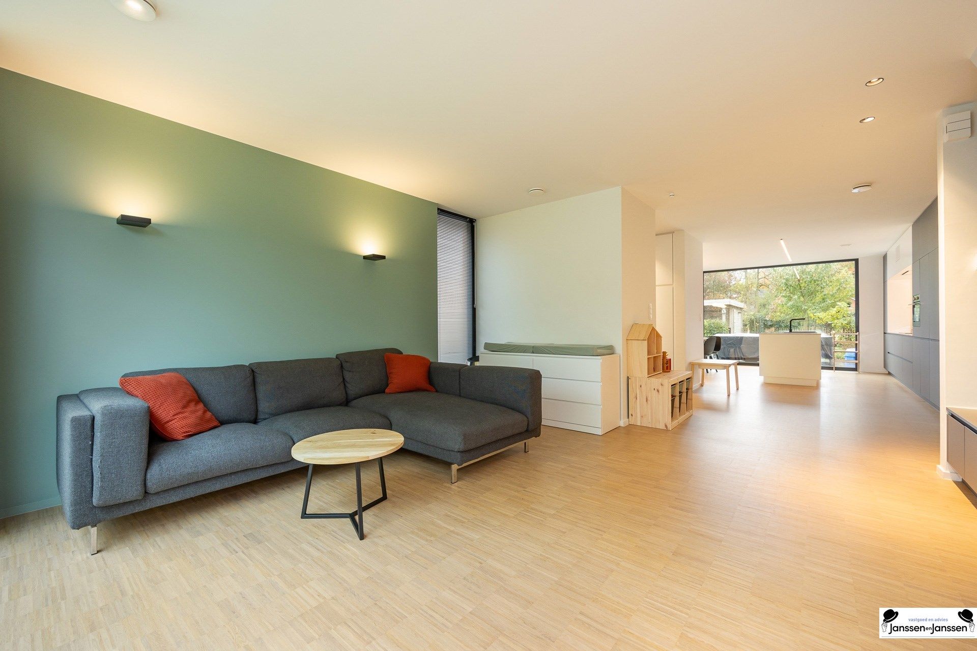 Moderne energiezuinige woning met hoogwaardige afwerking foto 6