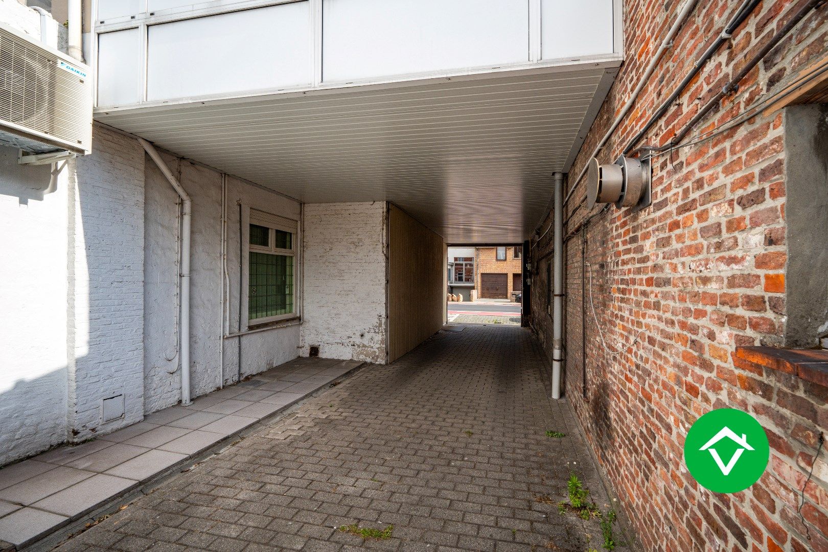 Charmante gezinswoning met twee slaapkamers en afgesloten garagebox te Sint-Kruis (Brugge) foto 19