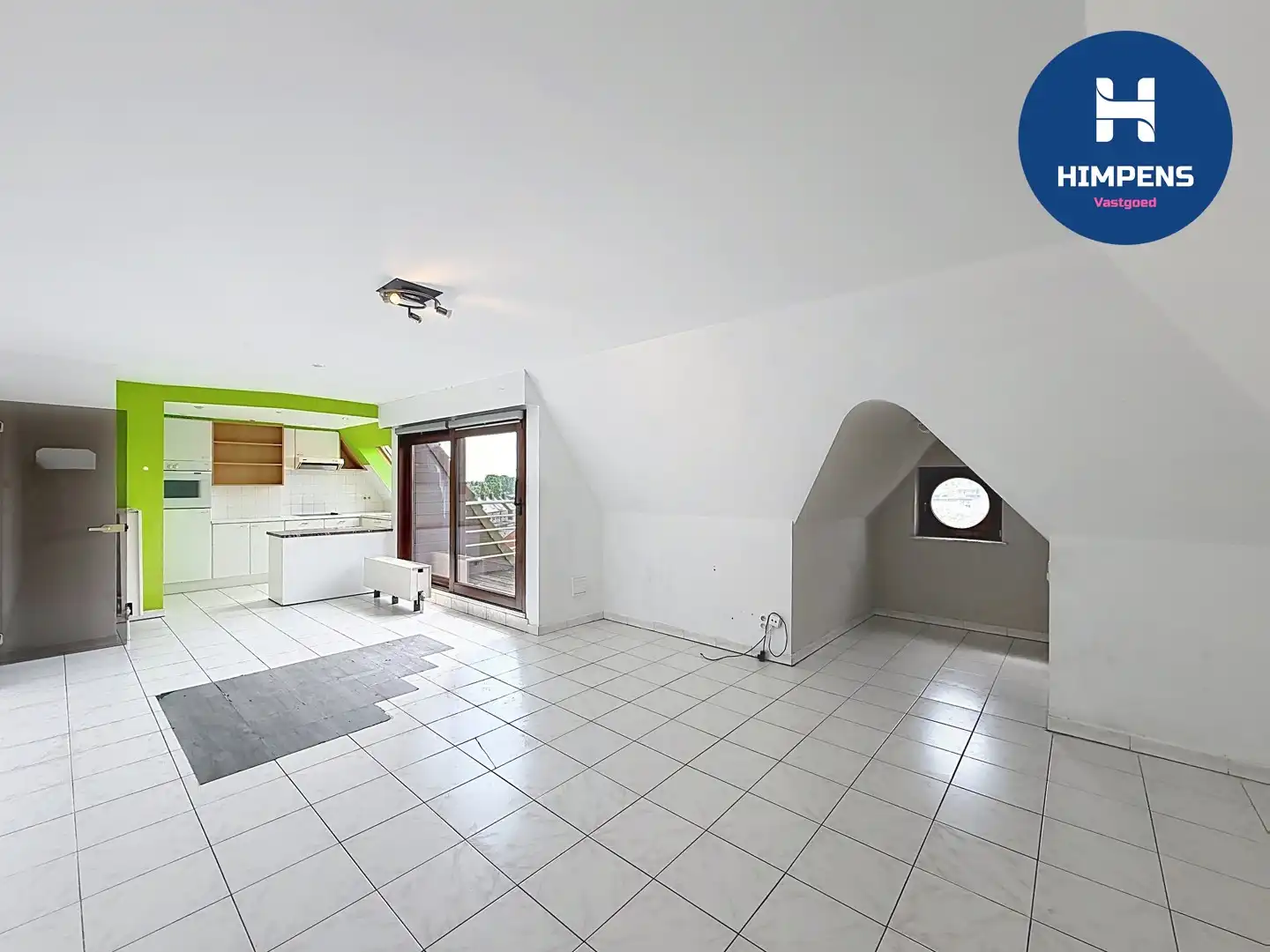 Te koop – Appartement inclusief ruime garage in Nieuwpoort foto 2