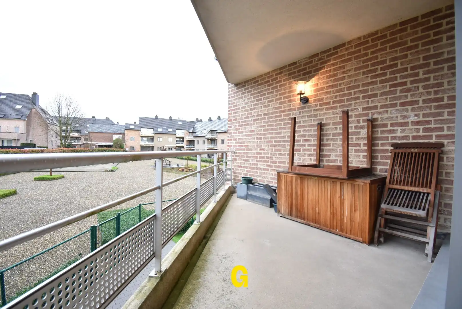Ruim en degelijk appartement met twee slaapkamers, garage en kelderberging foto 23