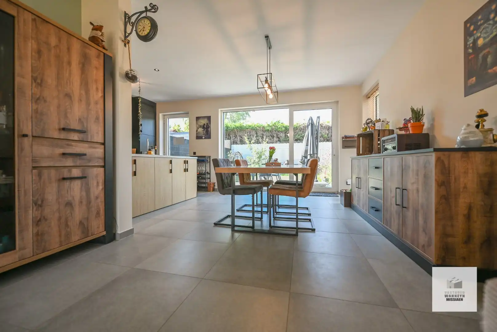 Recente energiezuinige woning met 3 slpk en carport in centrum Wingene foto 5