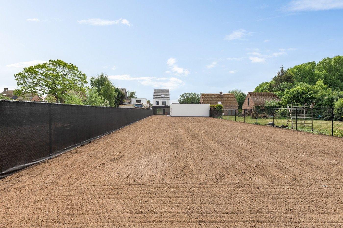 Prachtig gerenoveerde, vrijstaande woning met 4 slpk., tuin en polyvalent bijgebouw foto 34