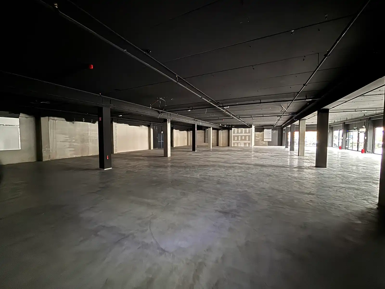 Winkelruimte +- 850 m² op toplocatie Kortrijksesteenweg foto 5