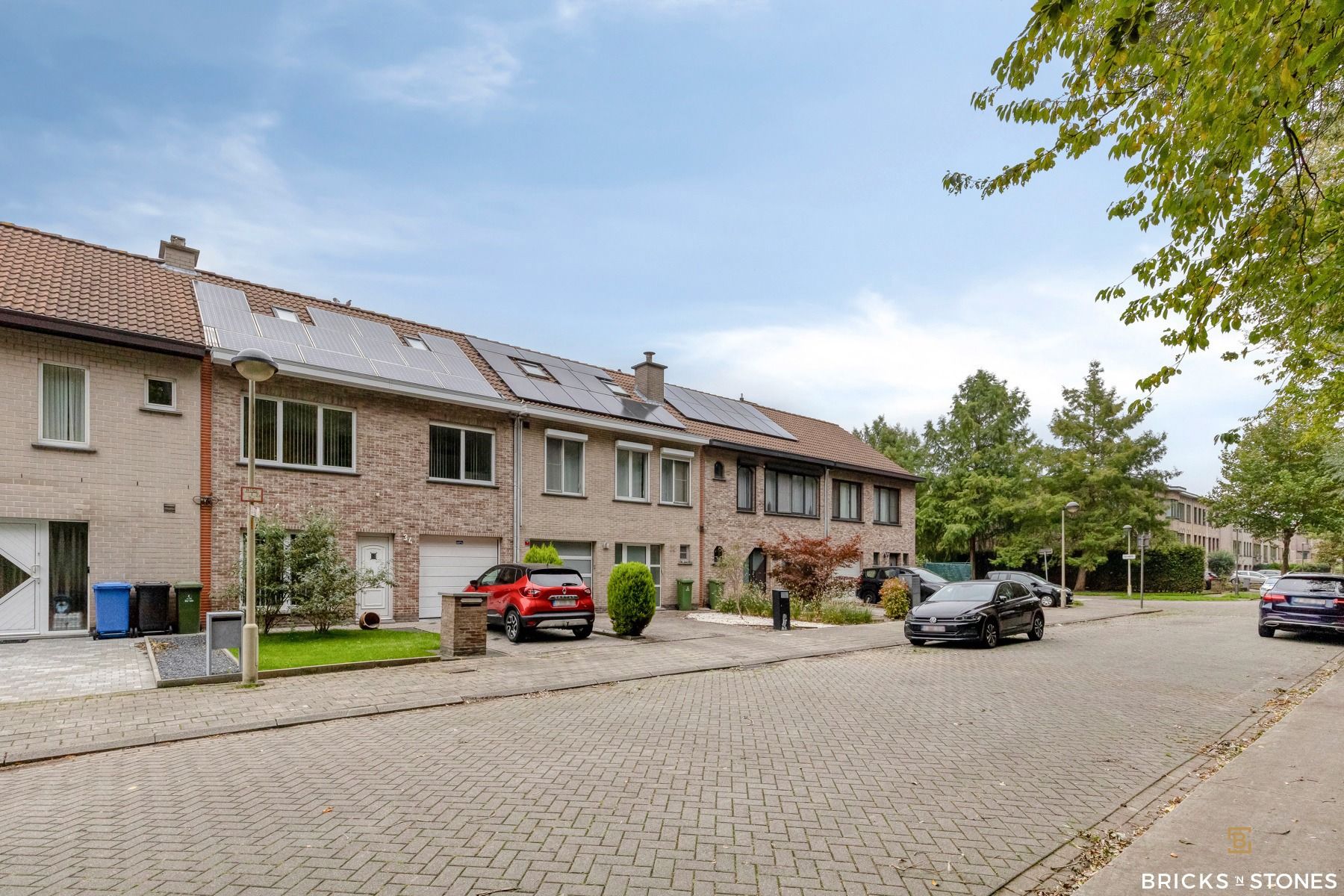 Instapklare woning met 4 slaapkamers, garage en tuin foto 21