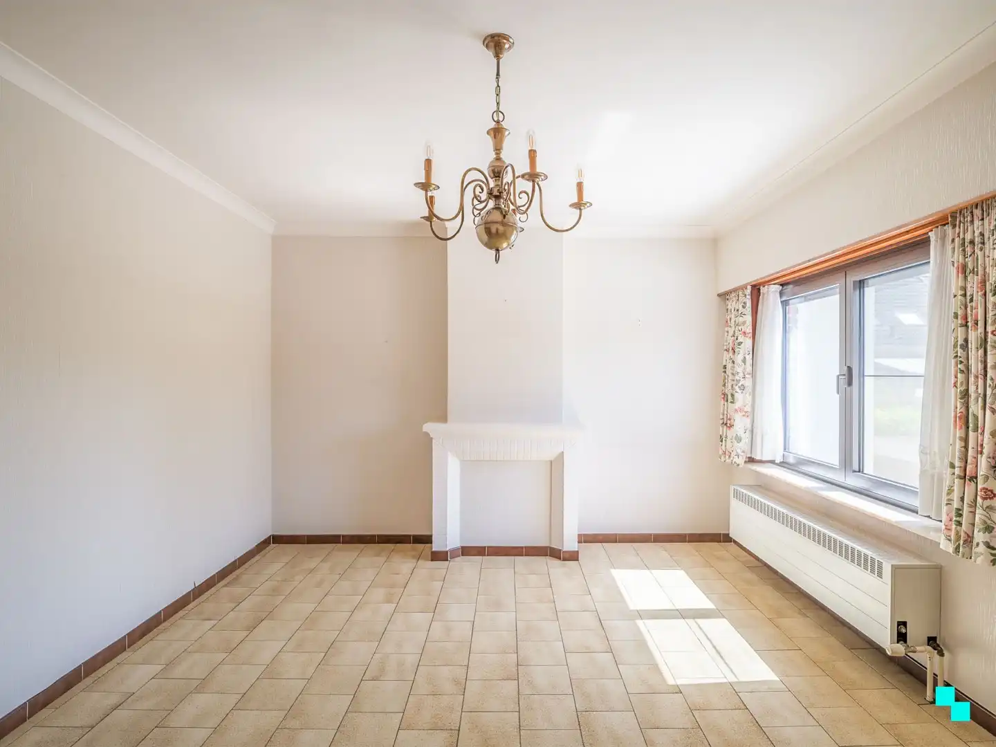 Strategisch gelegen woning met zonnige tuin en werkhuis foto 16