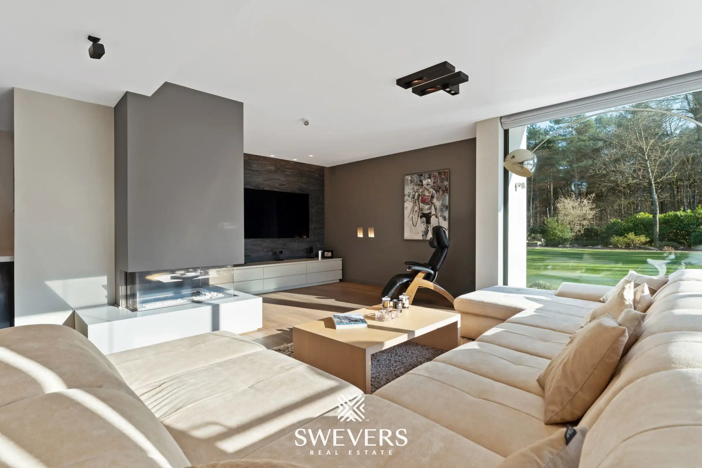 Exclusieve instapklare villa ( EPC B ) op uniek perceel ( 16a 91ca ) in de residentiële Bloemenwijk te Bolderberg foto 4