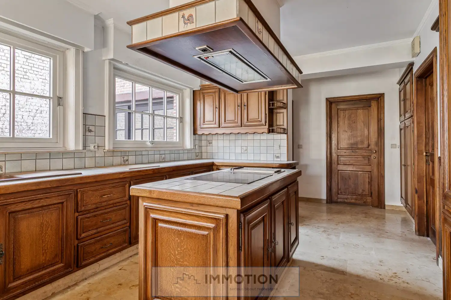 Unieke burgerwoning met bijgebouw en tuin foto 10