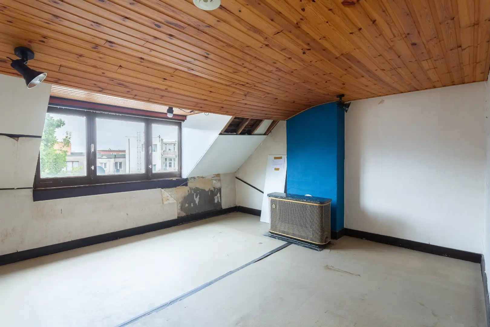 Te renoveren woning met tuin van 155 m² foto 26