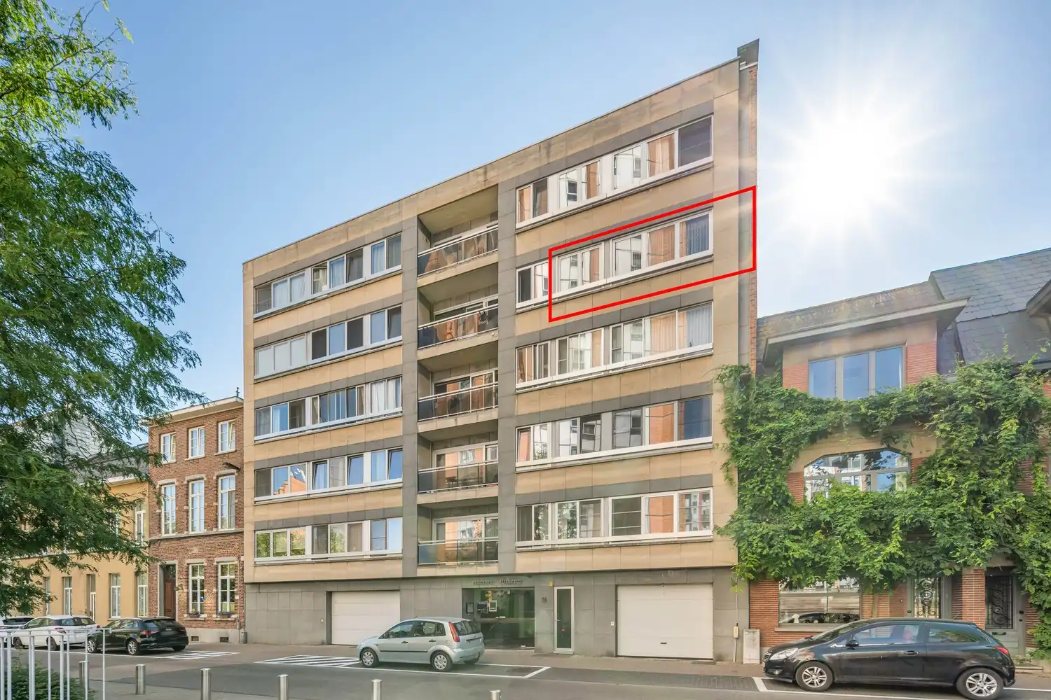 Uniek in hartje Leuven: 2-in-1 appartement met groot terras & 2 garages foto {{pictureIndex}}