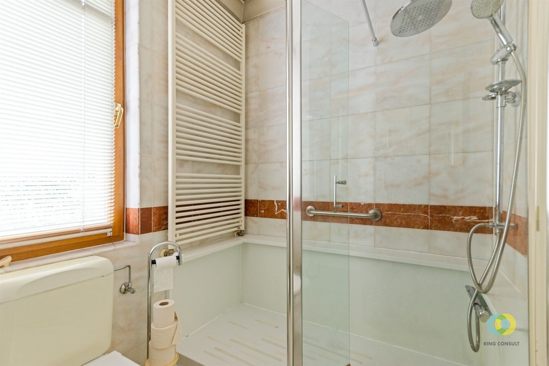 Instapklaar appartement 2 slaapkamers foto 9