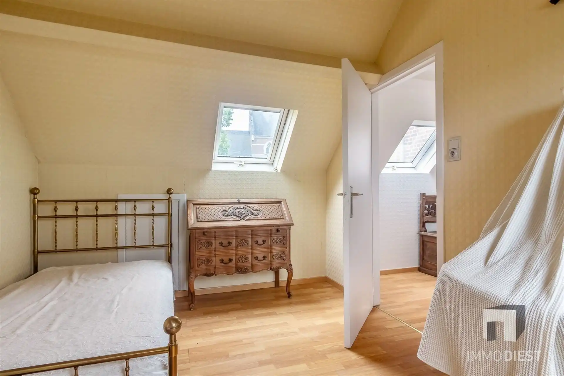Elegante woning met vele mogelijkheden, gezellige tuin en dubbele garage foto 39