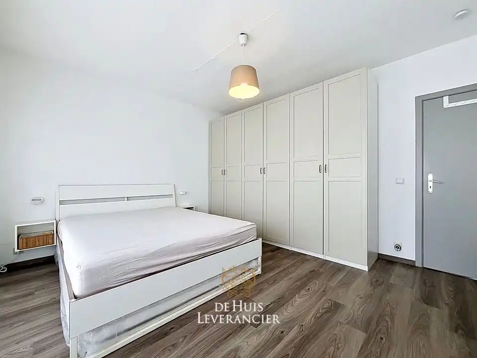 Instapklare rijwoning met tuin op rustige ligging te koop in Lint foto 20