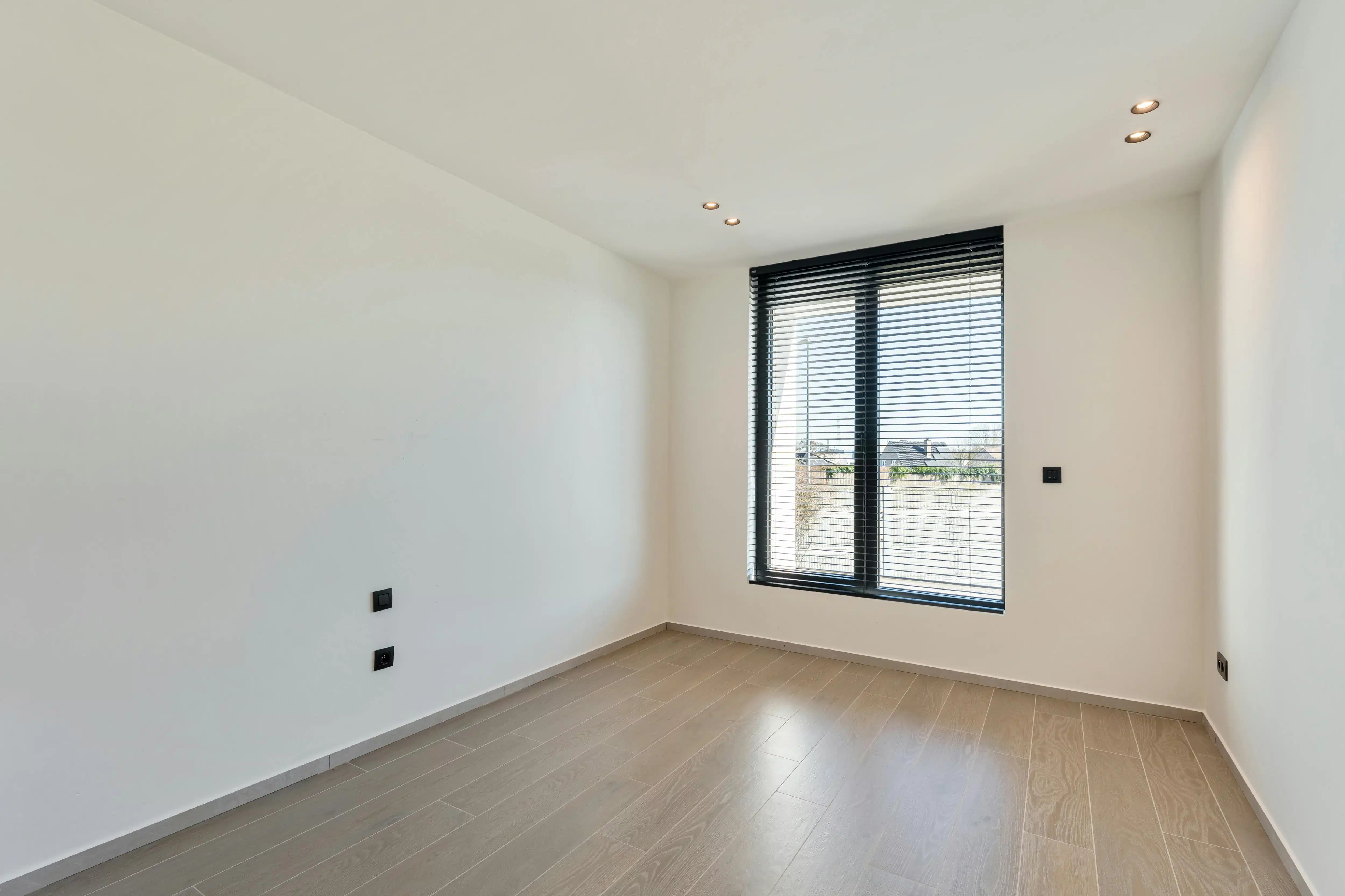 Exclusieve high-end villa met zwembad in Genk foto 18