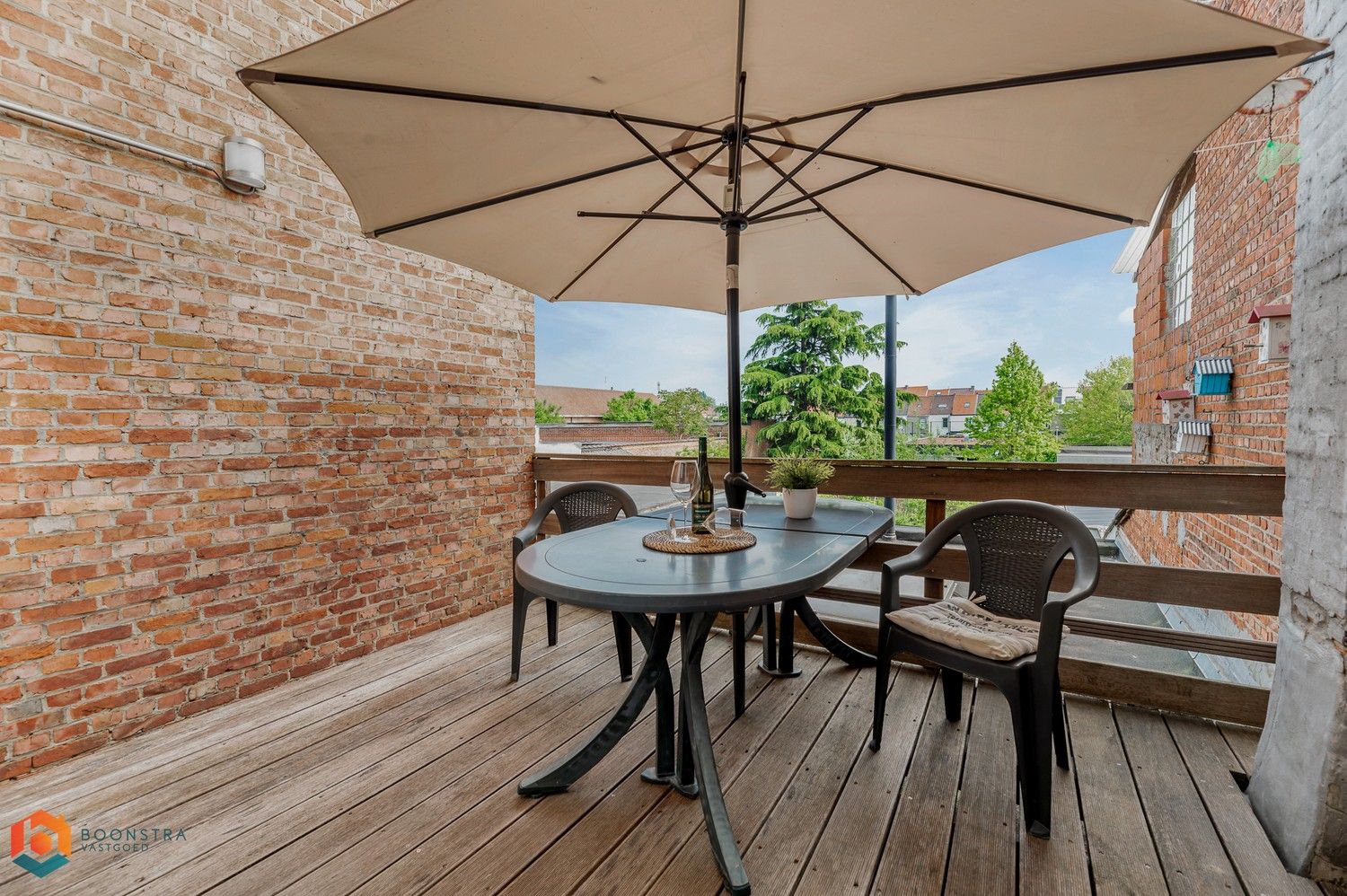 Handelsgelijkvloers met duplex app. te Mechelen foto 2