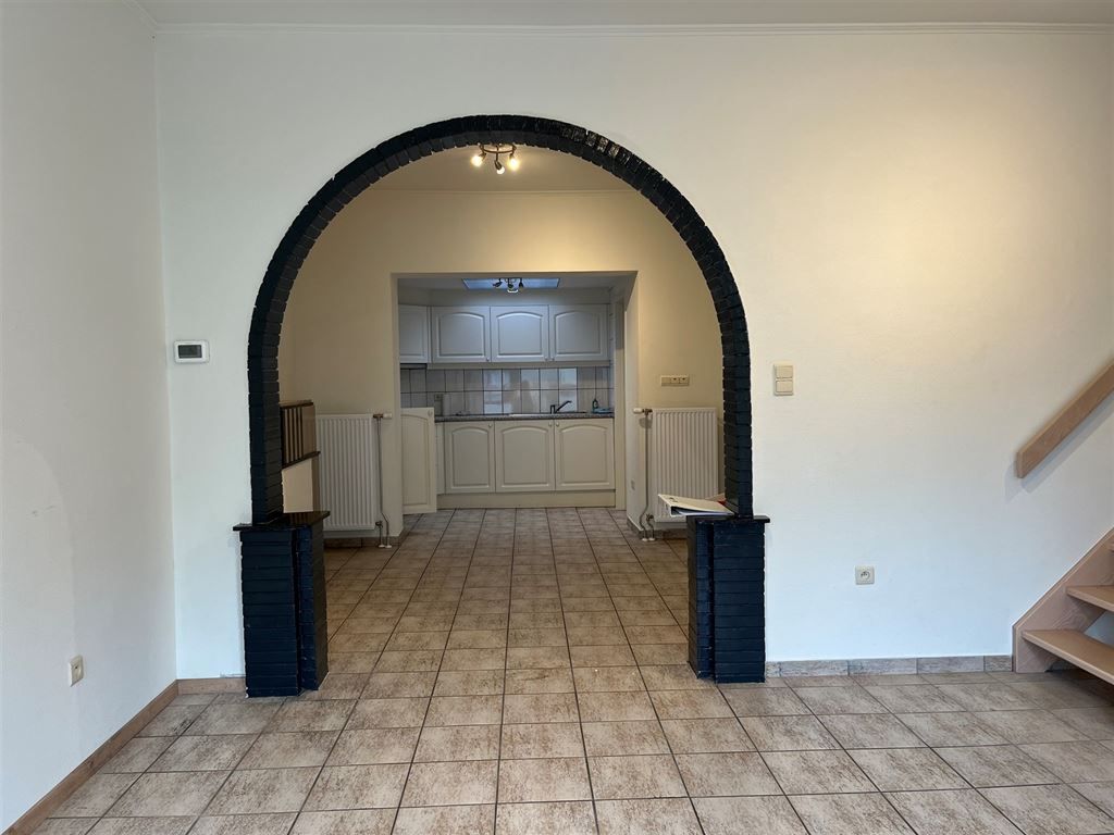 Gezellig en instapklaar triplex appartement met 2 slaapkamers in het centrum van Opoeteren foto 3