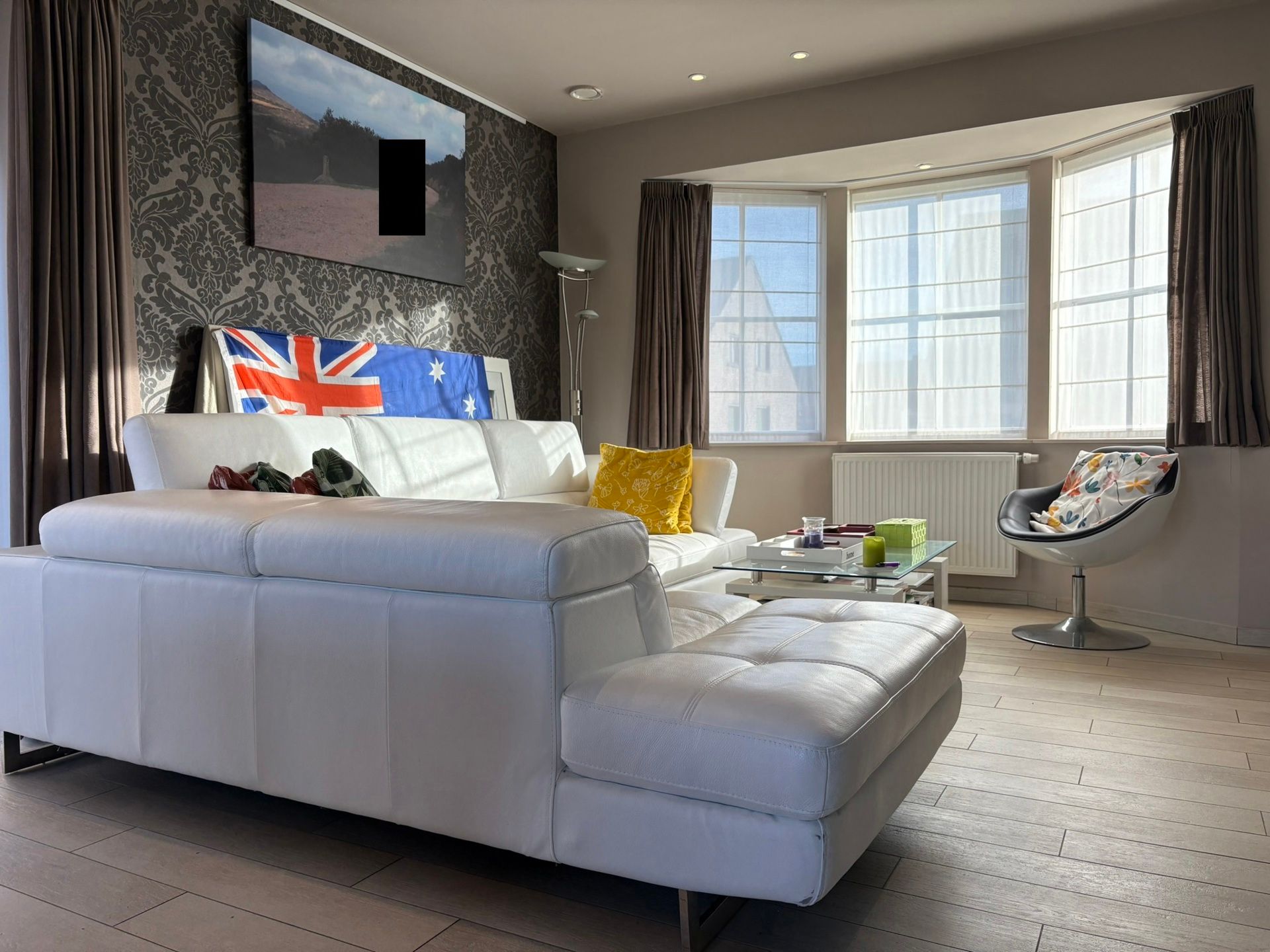 Volledig ingerichte nieuwbouwwoning foto 2