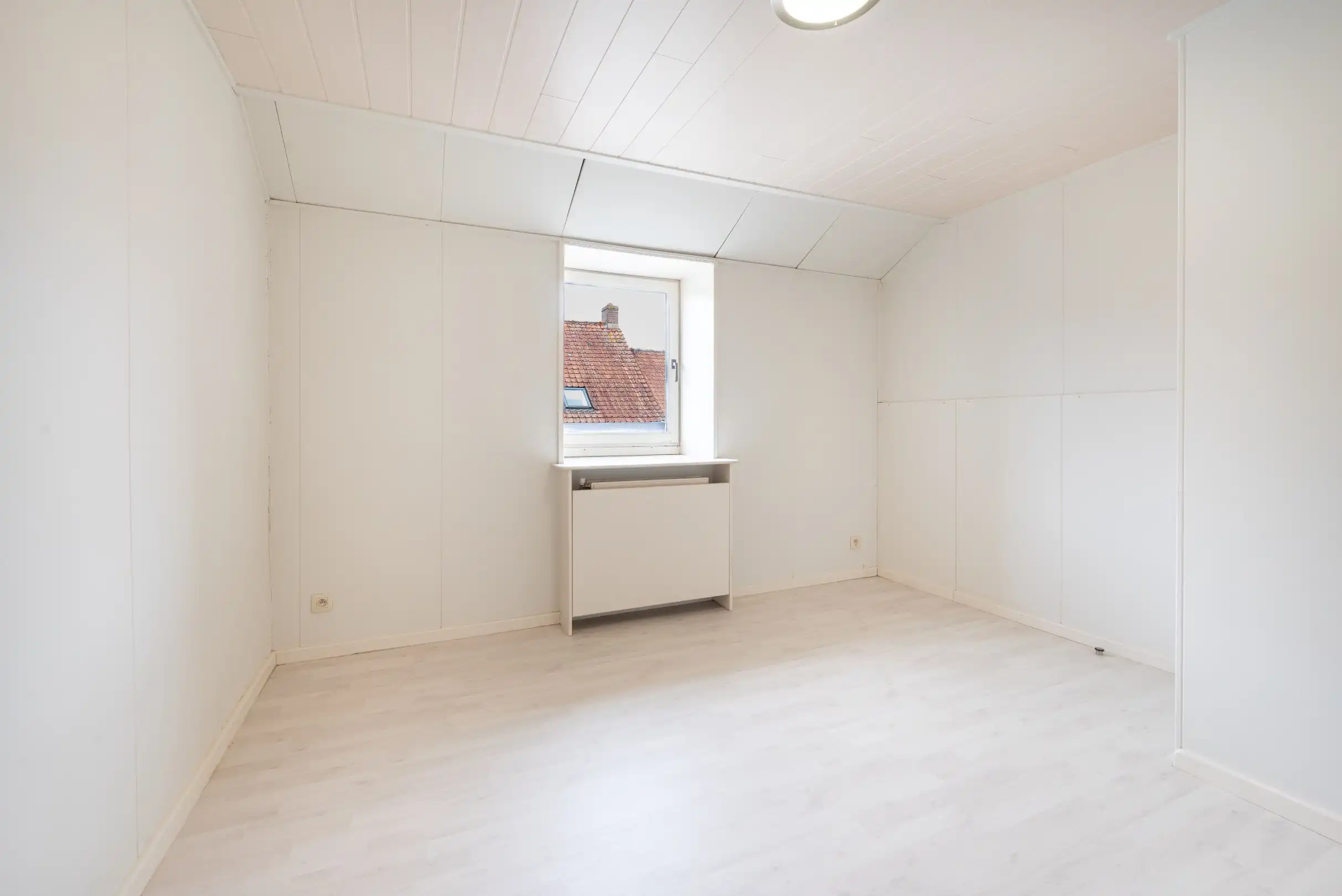 Goed verzorgde woning met 3 slaapkamers en tuin in Menen. foto 9